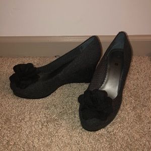 Lindsey Phillips comfortable grey wedges